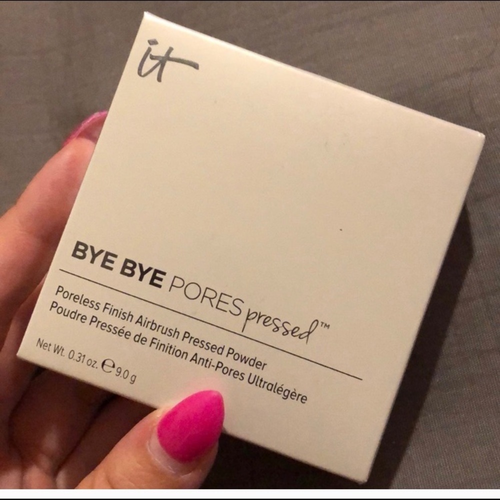 It cosmetics bye bye powder